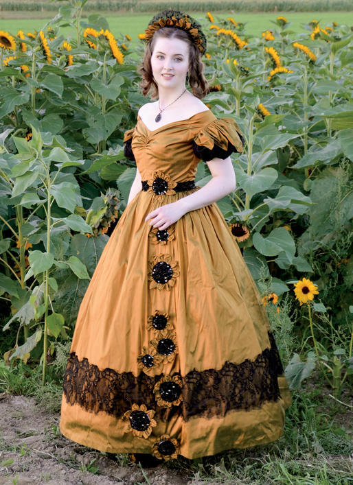 Symønster McCall´s 8017 - Kjole Kostyme Historisk kostyme - Dame - Karneval | Bilde 1