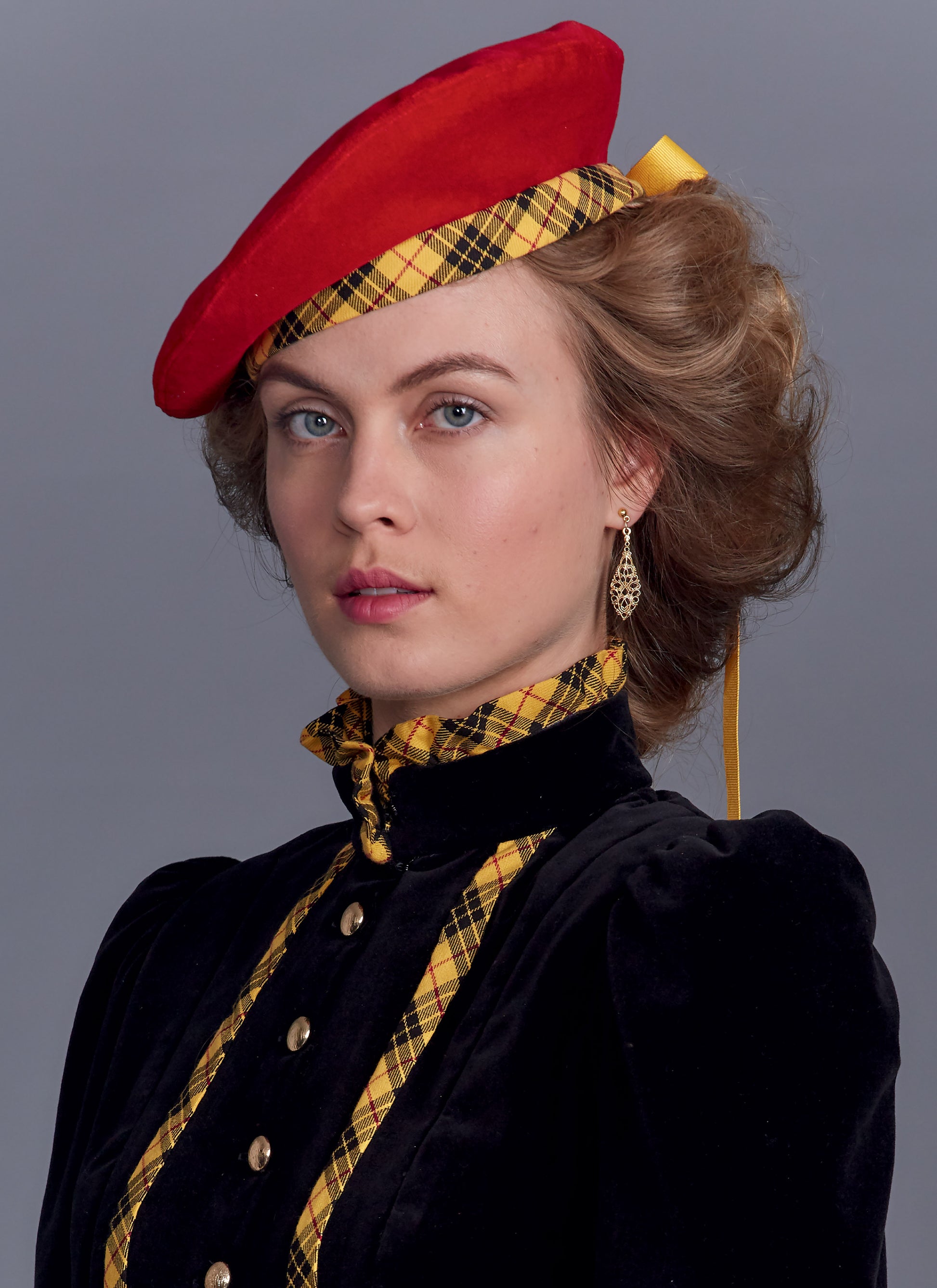 Symønster McCall´s 8076 - Historisk kostyme - Dame - Hatt | Bilde 8